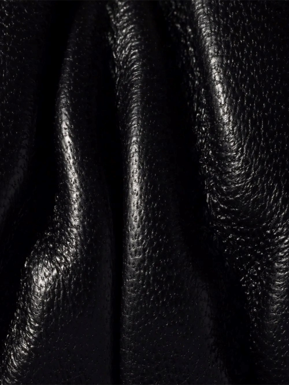 MATELASSÉ NAPPA LEATHER POUCH