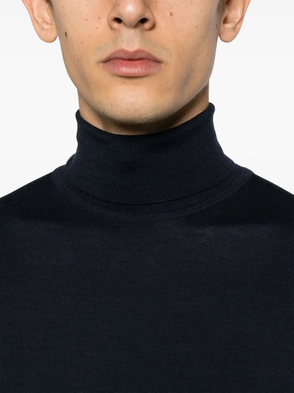 RICHARDS EXTRA FINE MERINO WOOL TURTLENECK