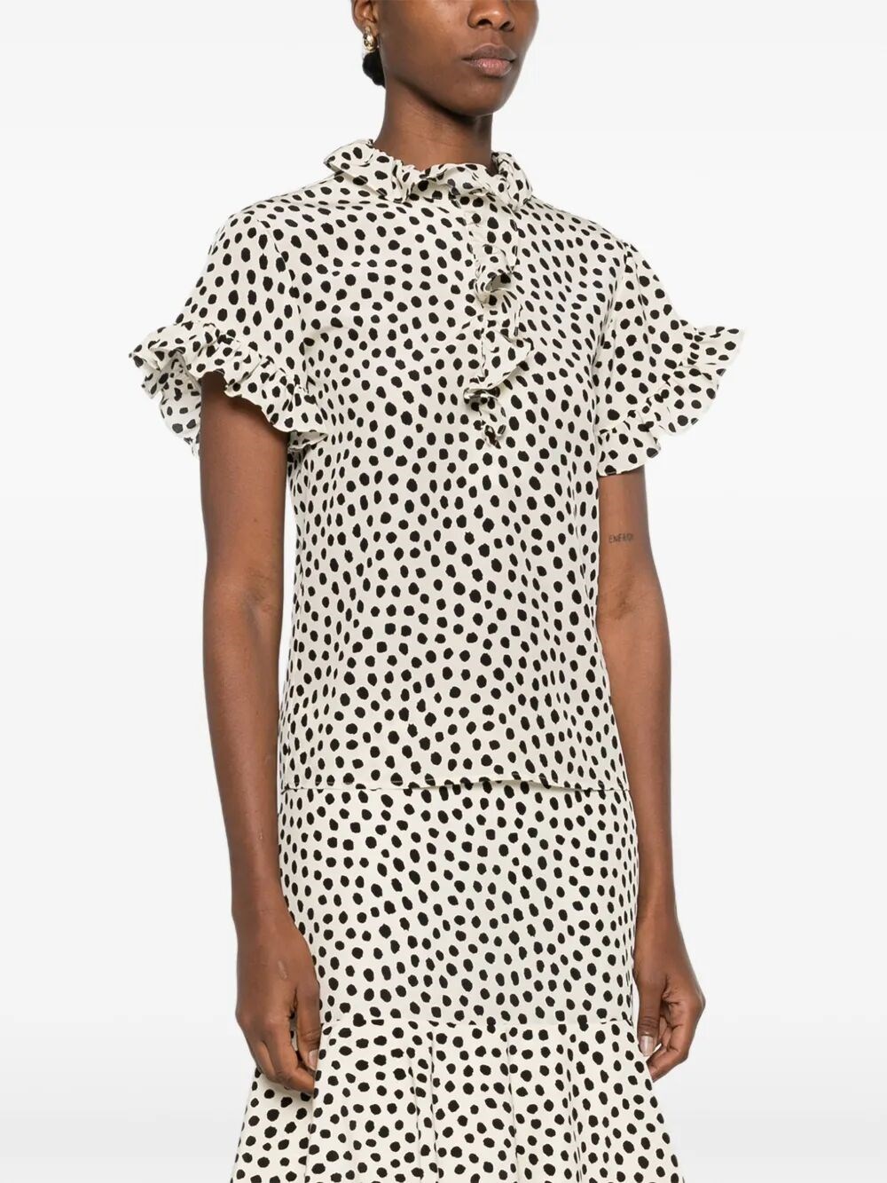 DOTS PRINT RUFFLE TOP IN CRÊPE DE CHINE