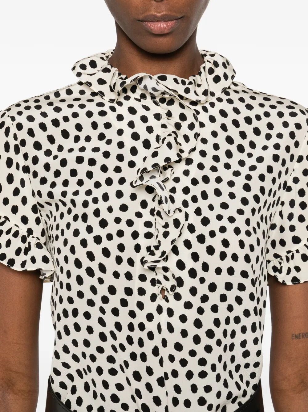 DOTS PRINT RUFFLE TOP IN CRÊPE DE CHINE