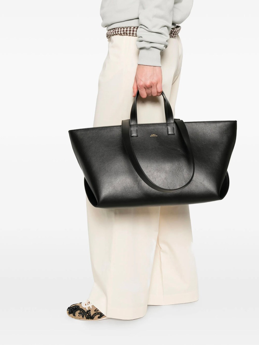 A.p.c. Le drummer leather tote bag available on Monti Boutique - 75074